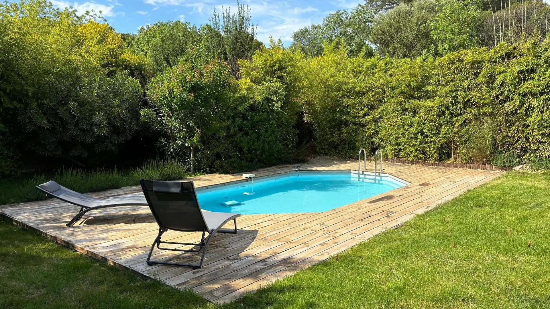 Villa De Vacances Nichee Dans La Garrigues, A 10 Minutes D'Avignon Villeneuve-les-Avignon